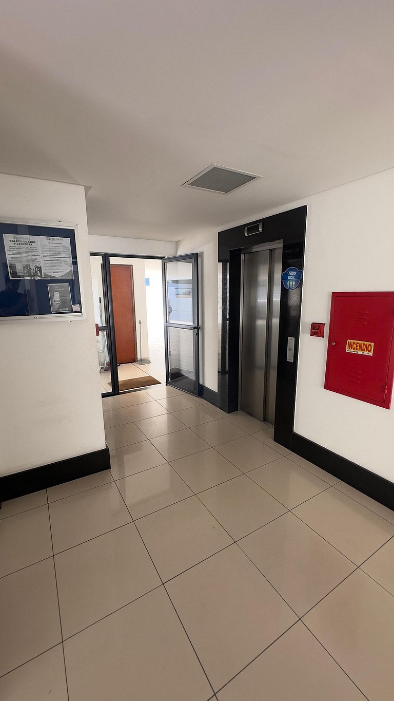 Apt 300 metros da praia Maceió