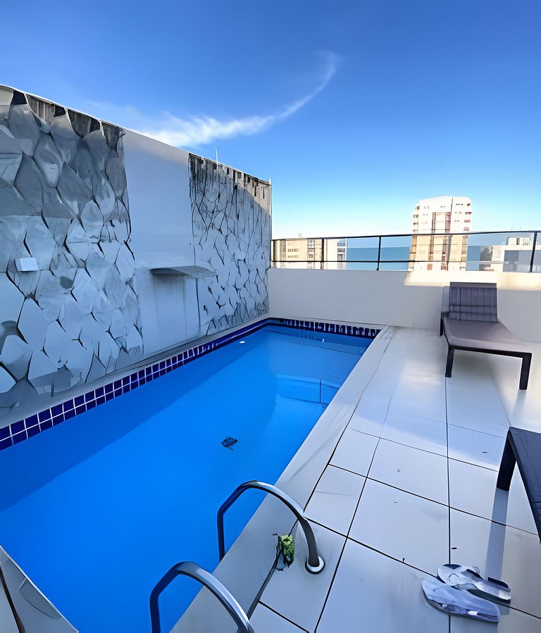 Blue tower 300 metros da praia com piscina
