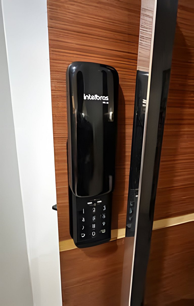 Blue tower 300 metros da praia com piscina