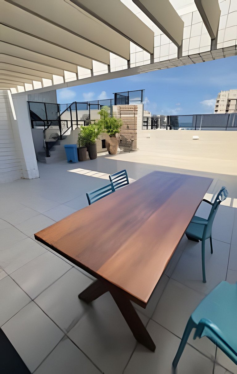 Blue tower 300 metros da praia com piscina