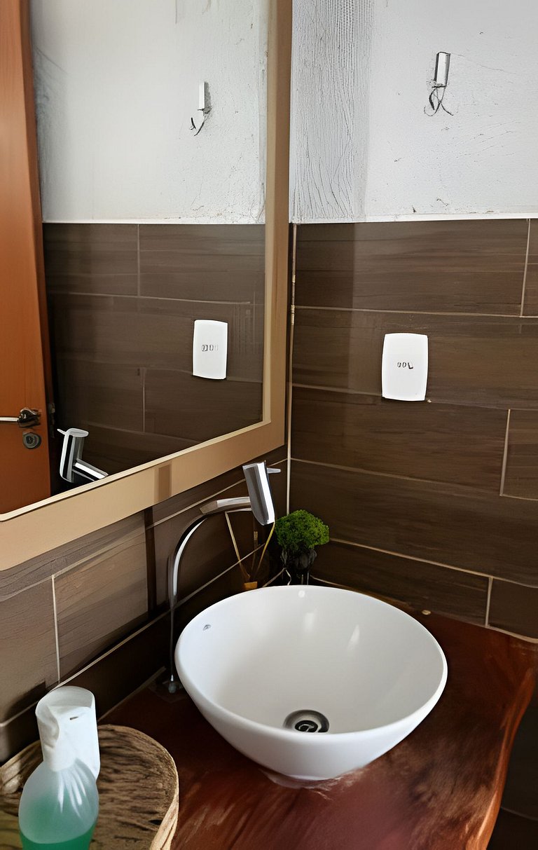 Flat para até 13 pessoas a 5 minutos da praia