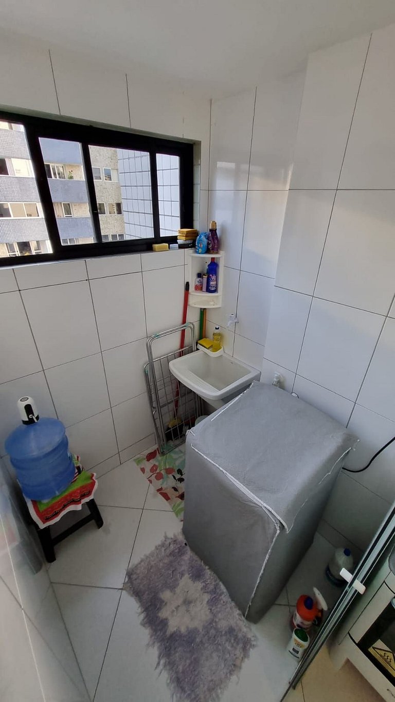Apartamento com Piscina Incrível pertinho da praia