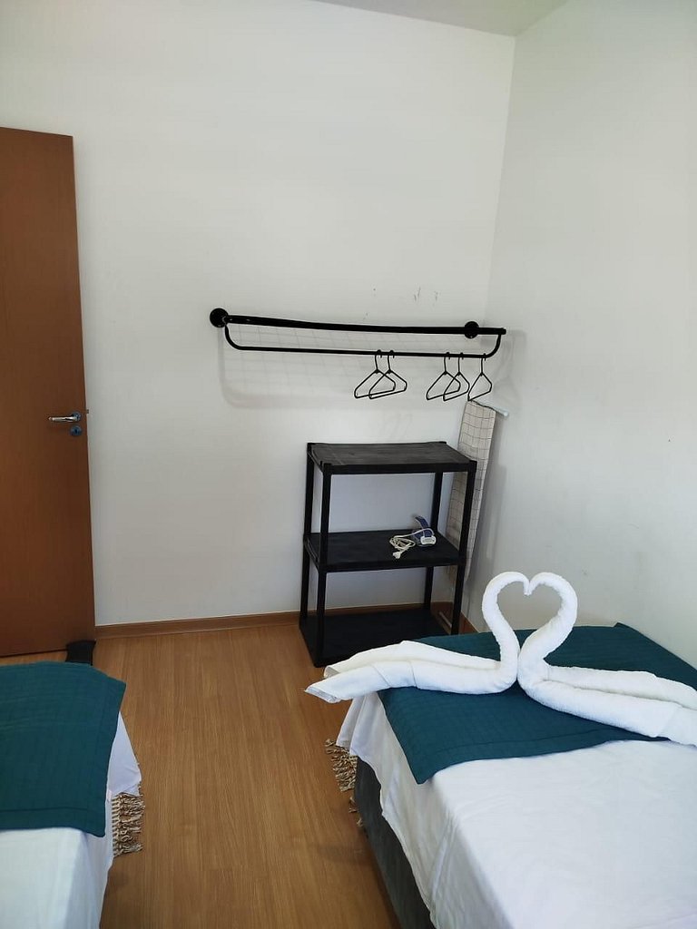 Apto 6 Pessoas Piscina grande perto da praia