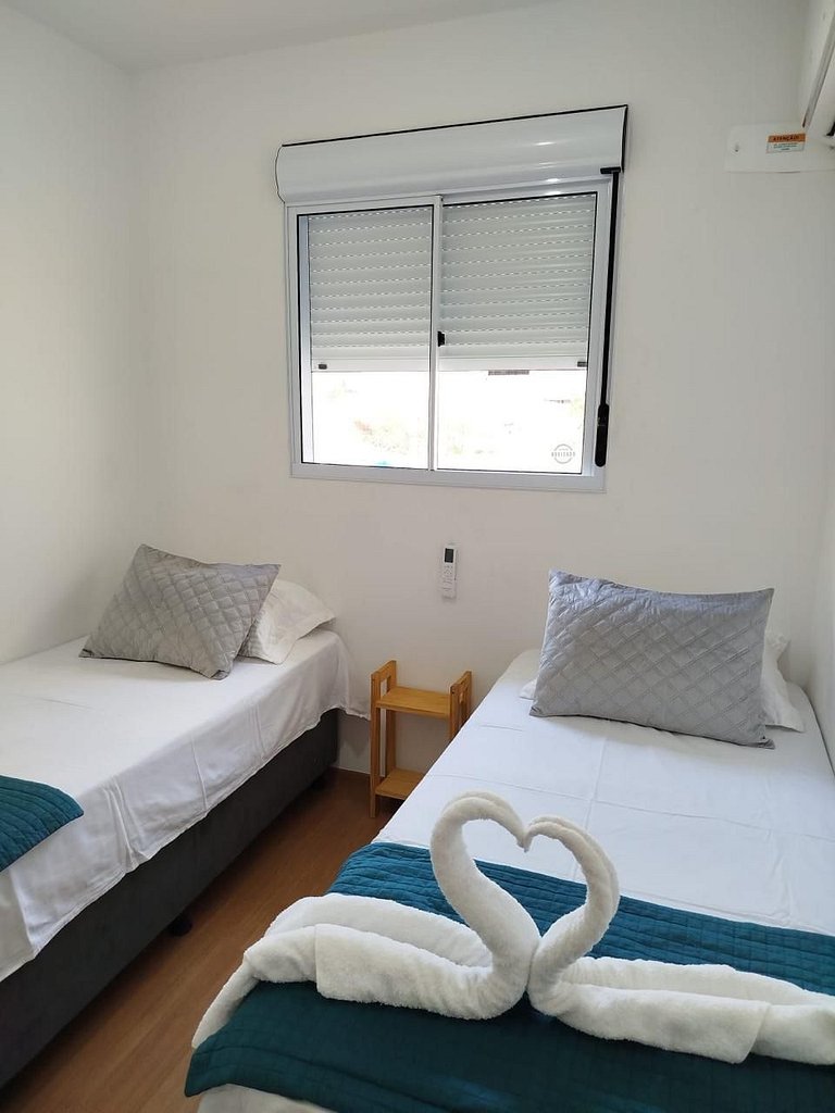 Apto 6 Pessoas Piscina grande perto da praia